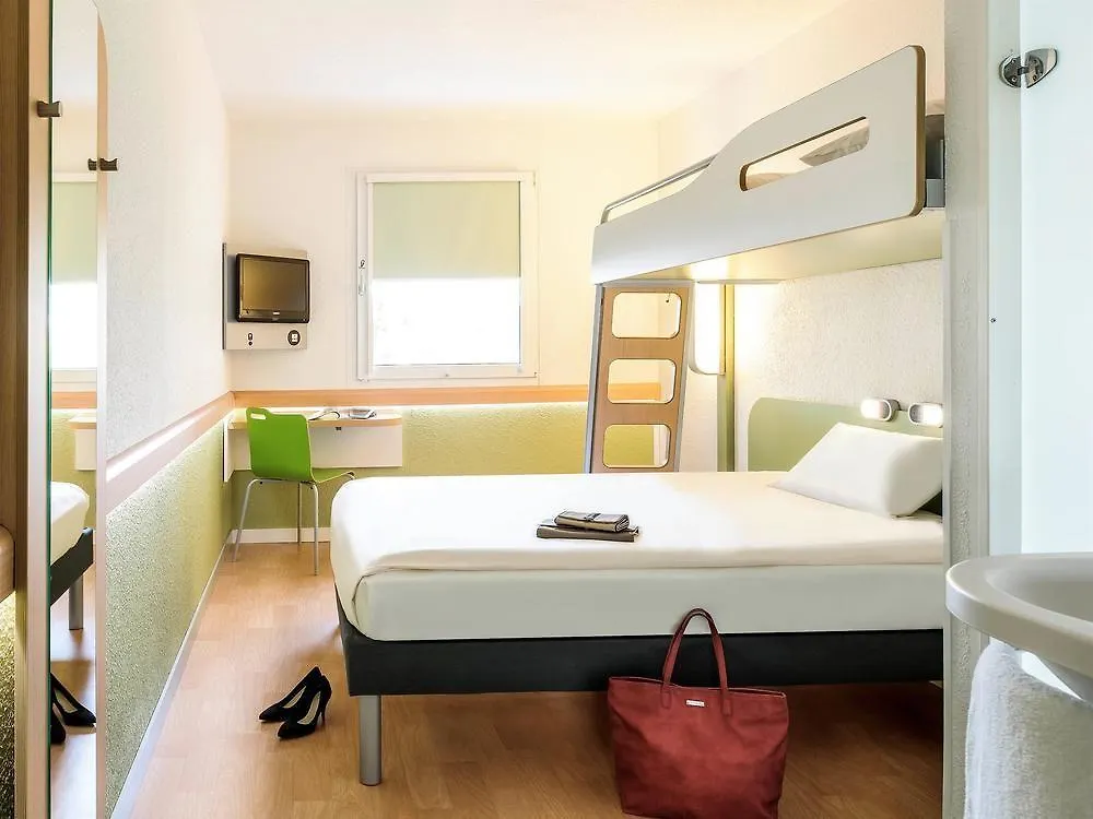 **  Hotel Ibis Budget Nice Palais Nikaia France
