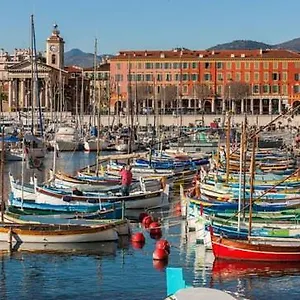 Apartamento Charme Mediterraneen Votre Pied A Terre Au Coeur Du Port De, Niza