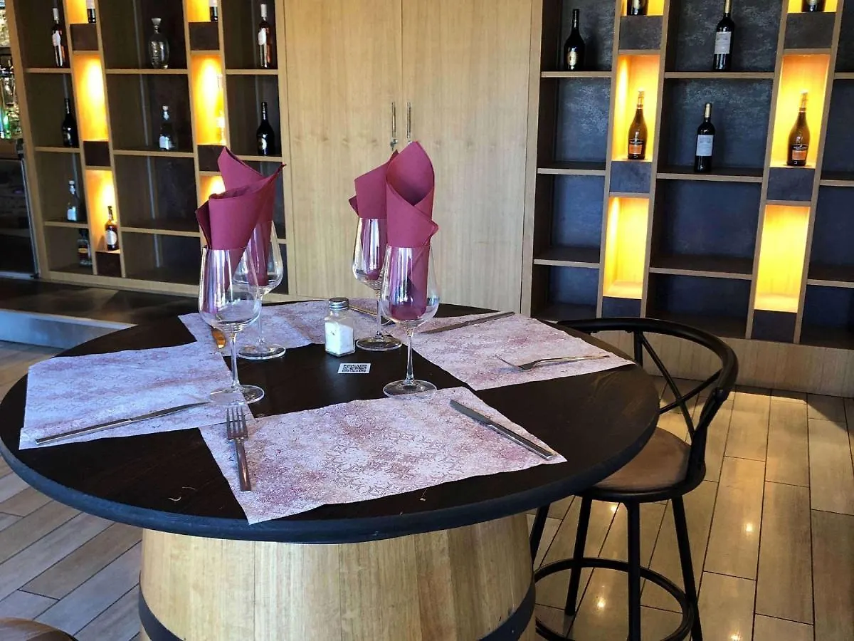 Hotel Ibis Budget Nice Palais Nikaia