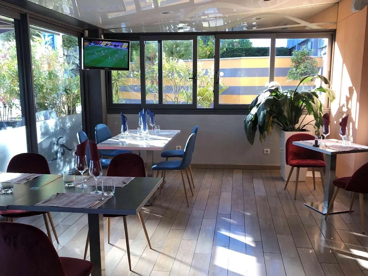**  Hotel Ibis Budget Nice Palais Nikaia צרפת